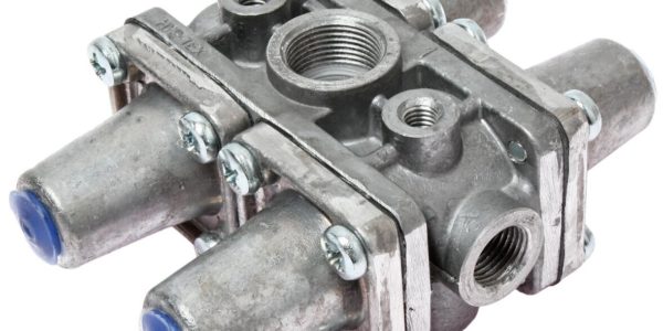 Клапан КАМАЗ защитный 4-х контурный ЕВРО 100-3515410