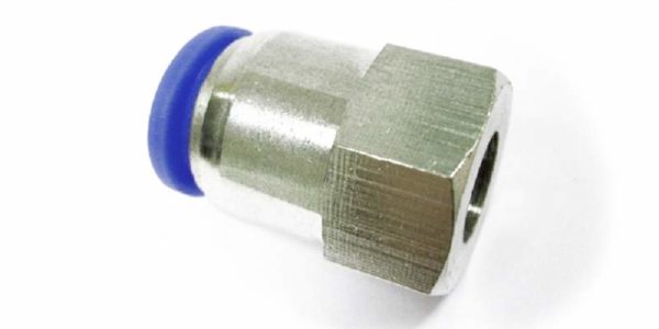 Фитинг М20х1,5 под трубку Д-12 внутр.резьба,пластм.(PR-0913)